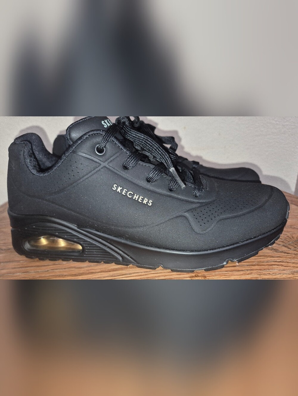 Women's Skechers Street Uno Stand on Air Sneaker Size 11